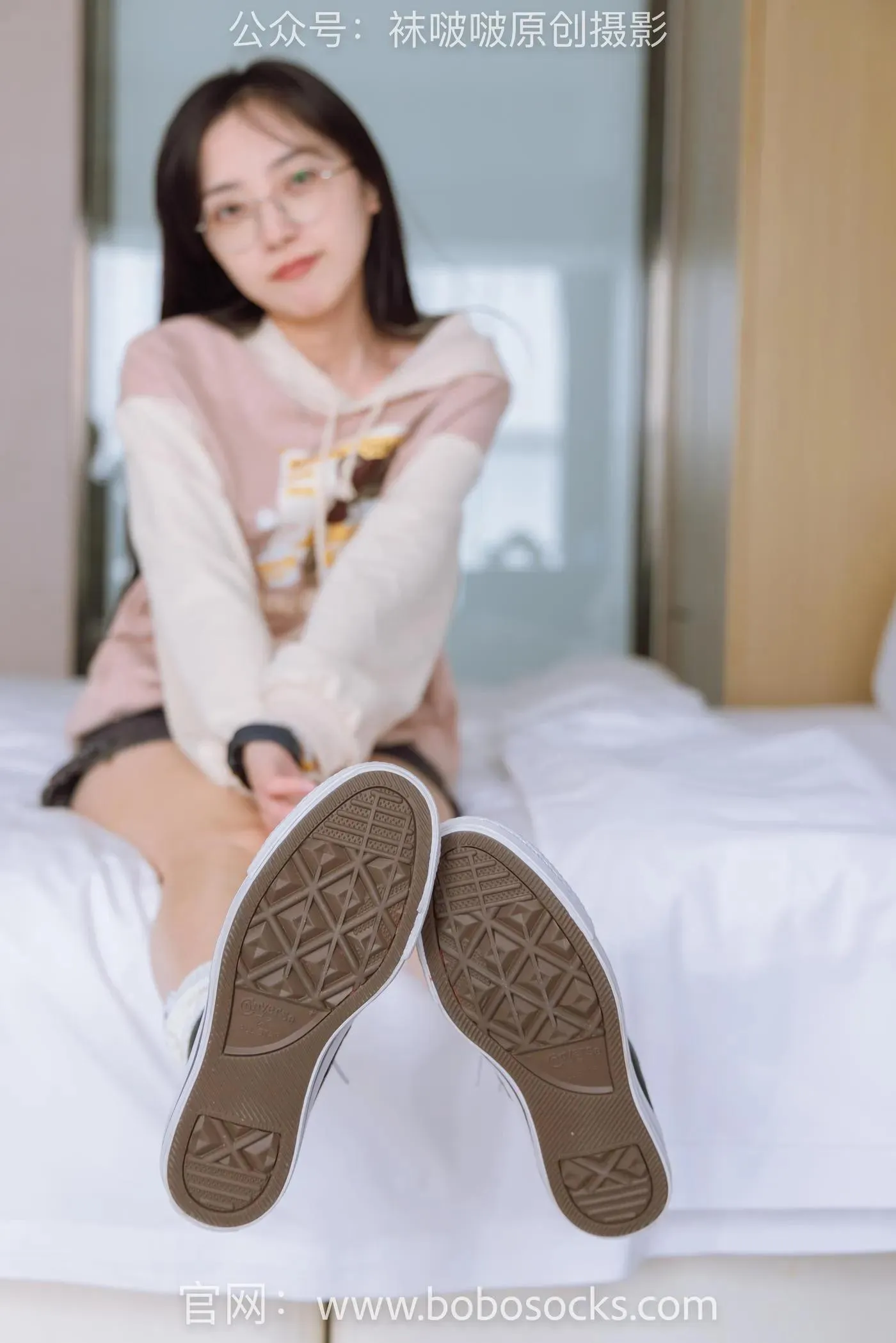 [BoBoSocks袜啵啵]NO.143 稚予-匡威板鞋、vans帆布鞋、两双白棉袜 [166P]插图4